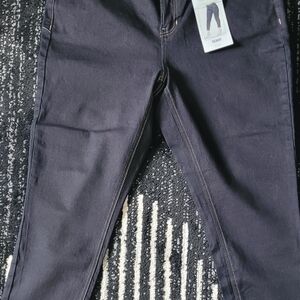 Gemma Rae Black Skinny Jeans size 16